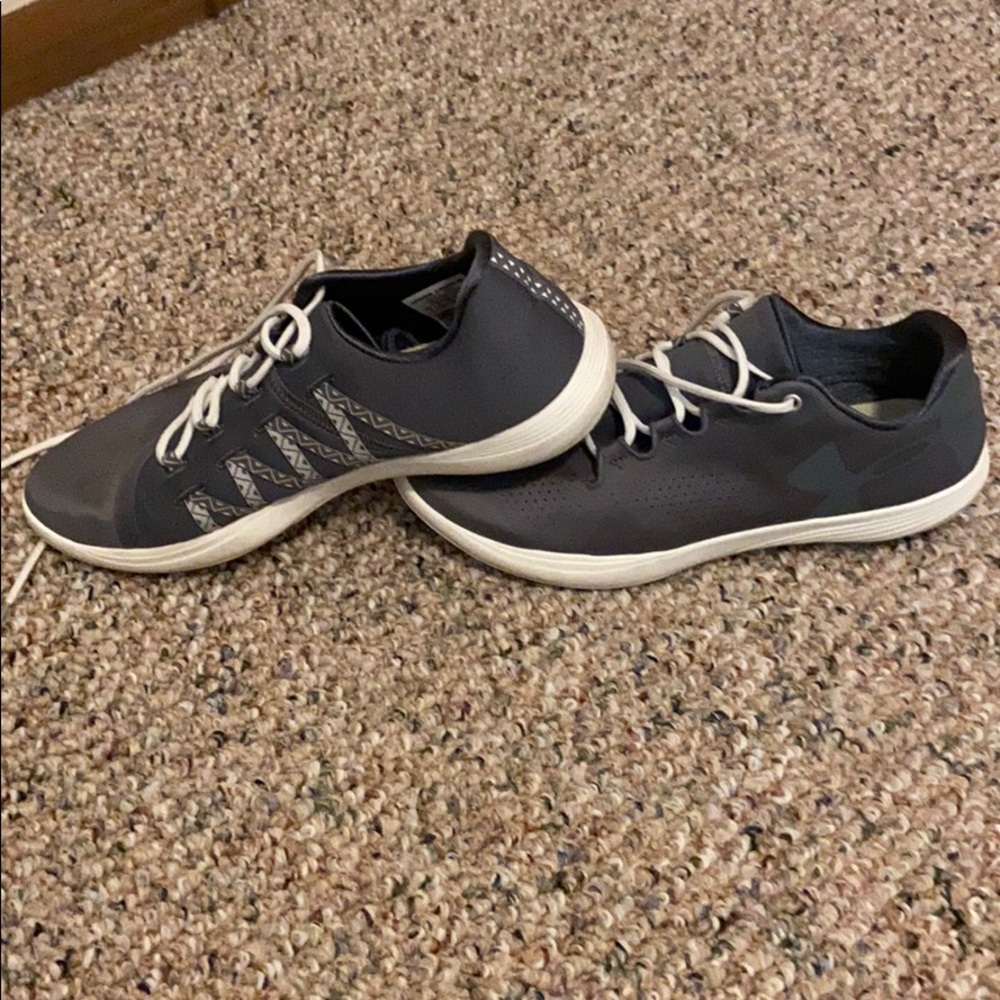Under armour gym shoe